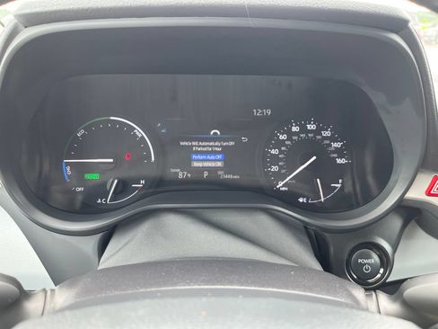 Used 2025 Toyota Sienna XLE w/ XLE Plus Package FWD image 17