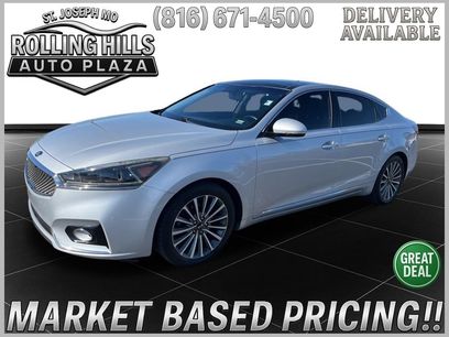 Used 2017 Kia Cadenza Premium w/ Luxury Package