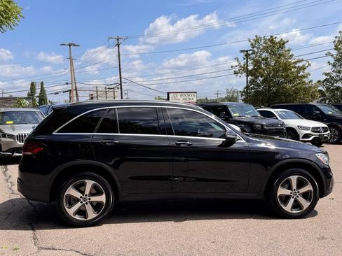 Used 2021 Mercedes-Benz GLC 300 4MATIC image 7