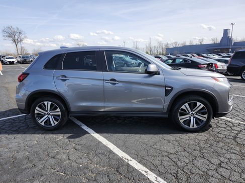 Used 2024 Mitsubishi Outlander Sport ES image 15