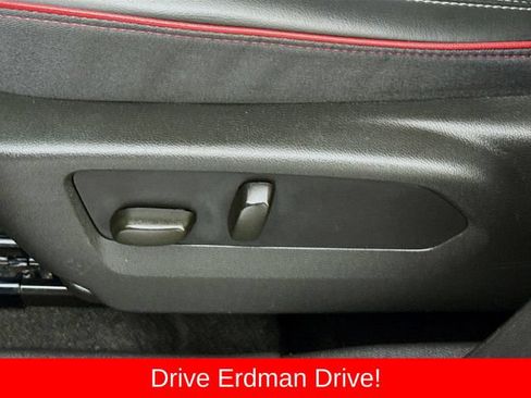 Used 2023 Buick Envision Essence w/ Sport Touring Package FWD image 12