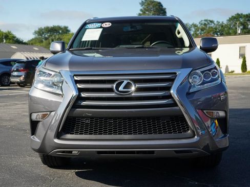 Used 2019 Lexus GX 460 w/ Navigation Package AWD/4WD image 18