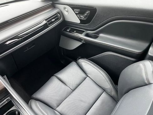 New 2025 Lincoln Aviator Reserve w/ Equipment Group 201A image 10