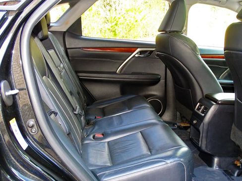 Used 2019 Lexus RX 350 AWD w/ Navigation Package image 18