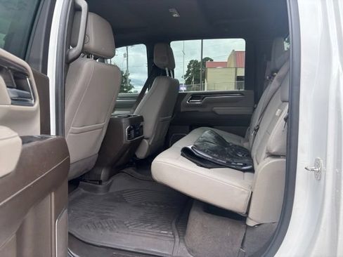 Used 2024 Chevrolet Silverado 2500 LTZ w/ LTZ Convenience Package AWD/4WD image 12