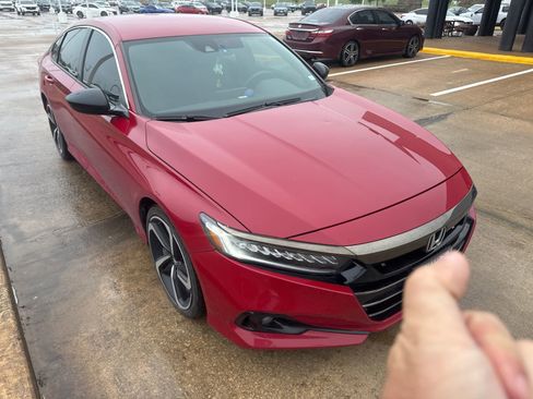 Used 2021 Honda Accord Sport image 7
