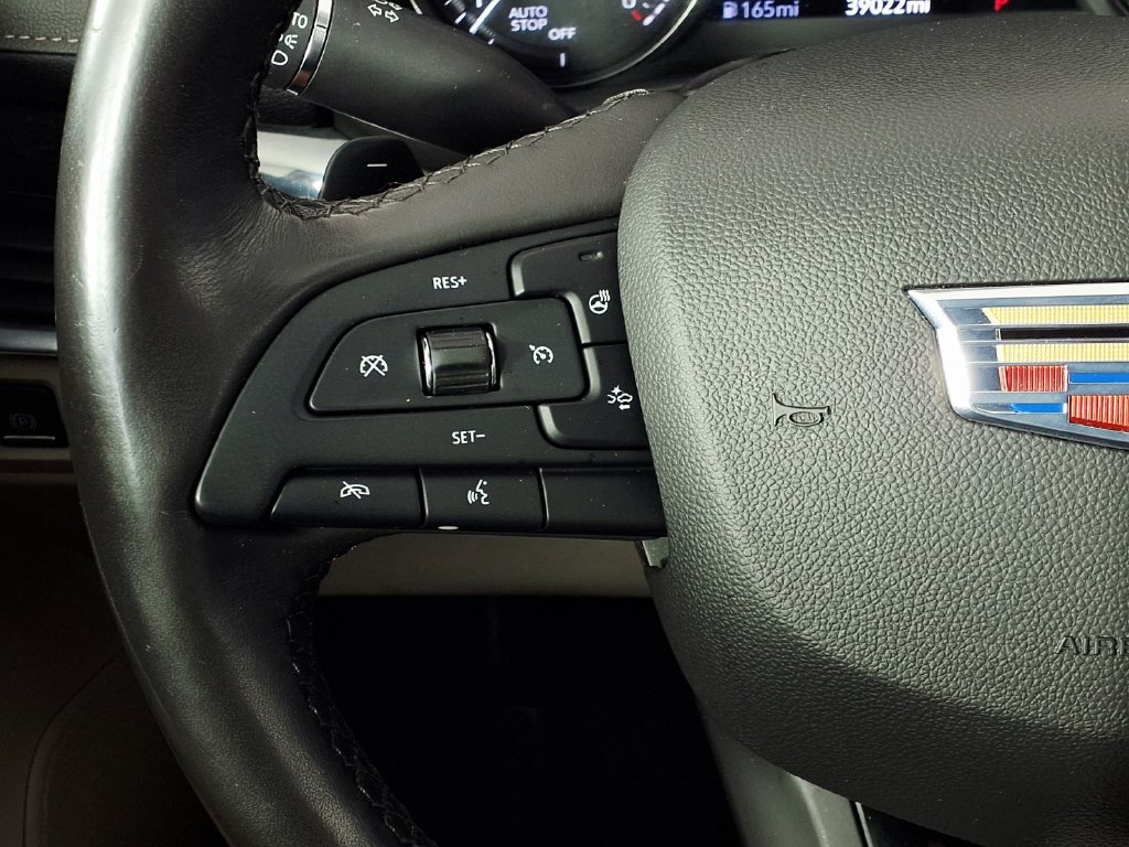 Used 2019 Cadillac XT4 Premium Luxury AWD/4WD image 19