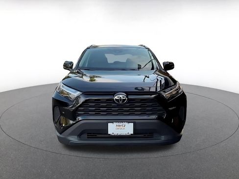 Used 2025 Toyota RAV4 XLE image 4