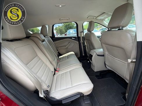 Used 2018 Ford Escape SEL FWD image 18