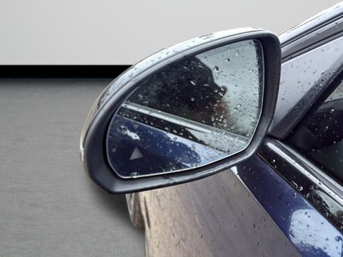 Used 2023 Mercedes-Benz C 300 Sedan image 31