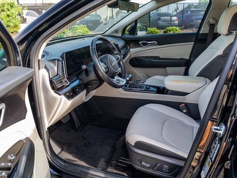 Used 2023 Kia Sportage EX FWD image 16