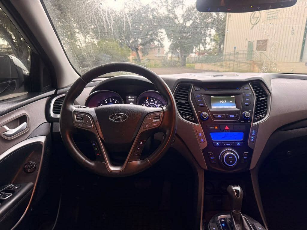Used 2014 Hyundai Santa Fe GLS w/ Premium Package 05 FWD image 14