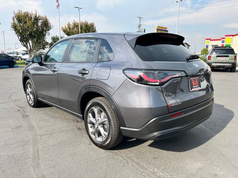 New 2027 Honda HR-V LX image 5