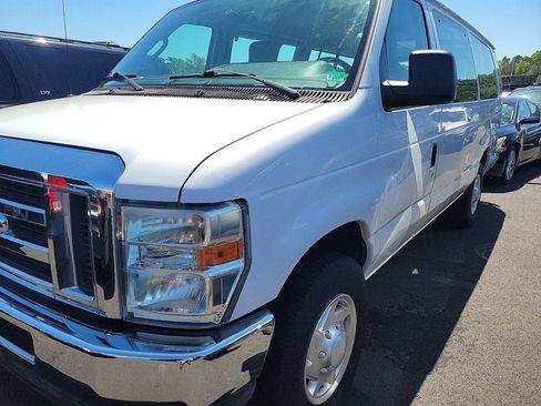 Used 2012 Ford E-350 and Econoline 350 XLT RWD image 3