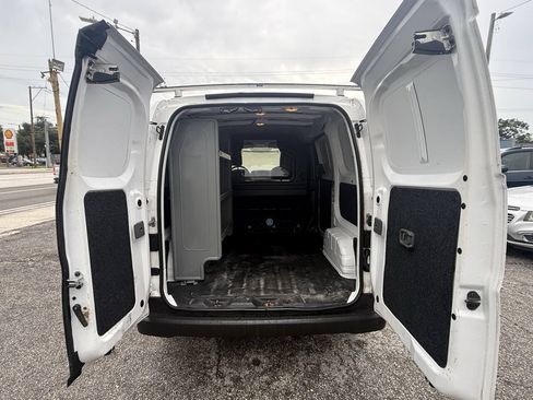 Used 2020 Nissan NV200 S FWD image 19