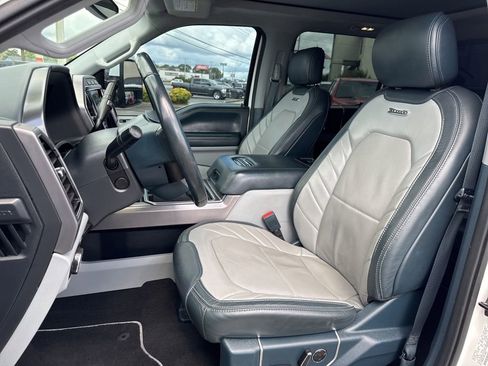 Used 2022 Ford F450 Limited w/ FX4 Off-Road Package image 34