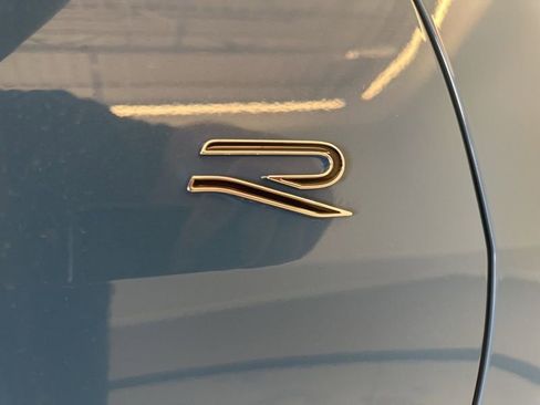 New 2026 Volkswagen Tiguan SE R-Line AWD/4WD image 25