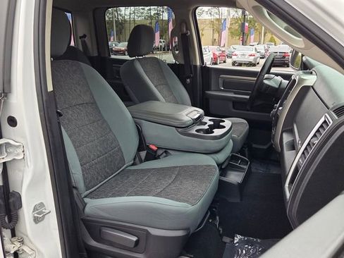 Used 2019 RAM 1500 Big Horn image 17