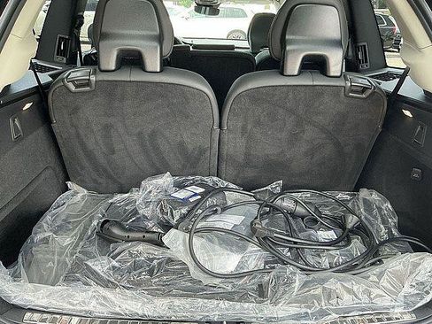 Used 2025 Volvo XC90 T8 Ultra w/ Protection Package Premier AWD/4WD image 19