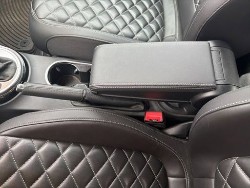 Used 2019 Volkswagen Beetle 2.0T Final Edition SEL image 15