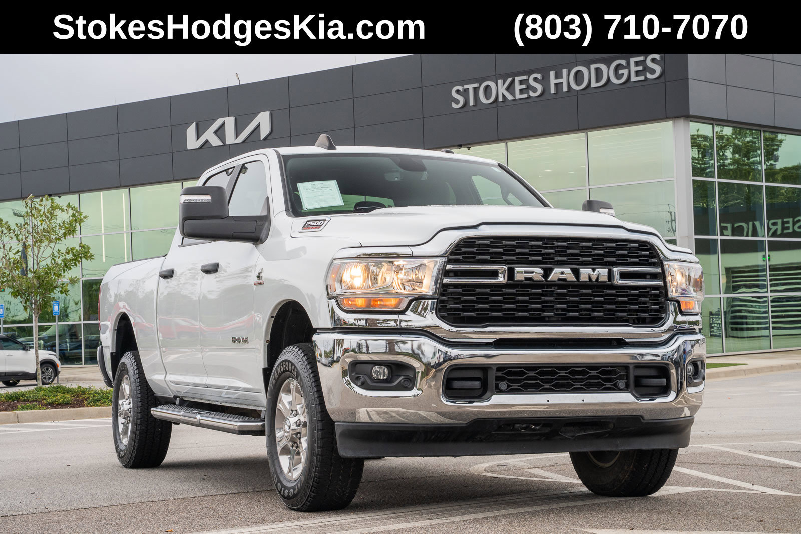 Used 2024 RAM 2500 Big Horn w/ Off Road Package AWD/4WD image 1