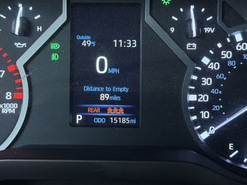 Used 2025 Toyota Tundra SR5 AWD/4WD image 11