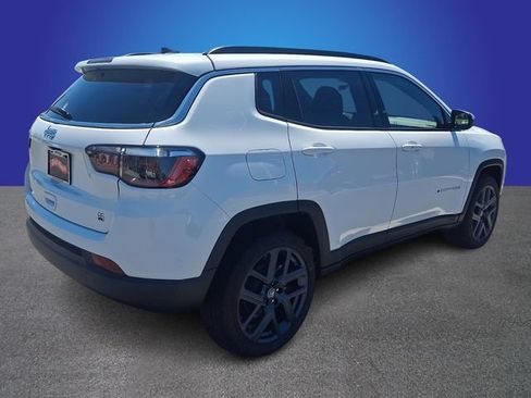 New 2026 Jeep Compass Latitude AWD/4WD image 3