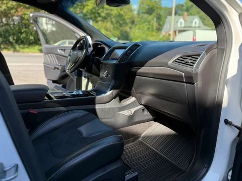 Used 2020 Ford Edge ST w/ Equipment Group 401A image 19