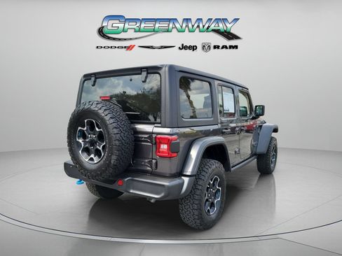 Used 2022 Jeep Wrangler Unlimited Rubicon 4xe AWD/4WD image 3