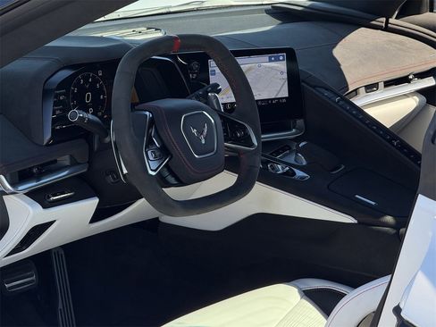 Certified 2023 Chevrolet Corvette Stingray Premium Conv w/ Z51 Performance Package image 14