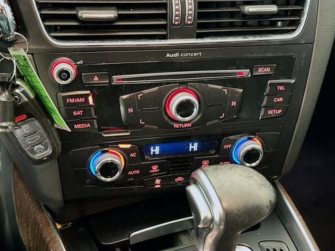 Used 2013 Audi Q5 2.0T Premium w/ Convenience Pkg image 22