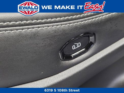 New 2026 Jeep Cherokee Laredo AWD/4WD image 25