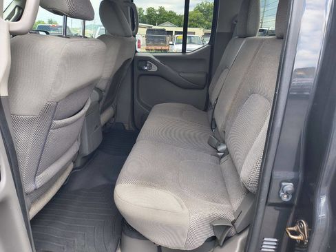 Used 2012 Nissan Frontier SV w/ SV Premium Utility Pkg image 22