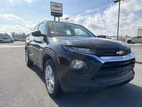 Used 2021 Chevrolet TrailBlazer LS image 1