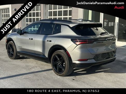 Used 2025 Chevrolet Equinox EV RS image 3