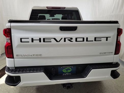 Certified 2022 Chevrolet Silverado 1500 Custom image 4