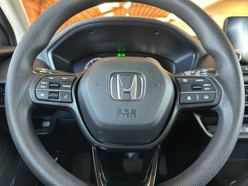 Used 2023 Honda HR-V LX image 28