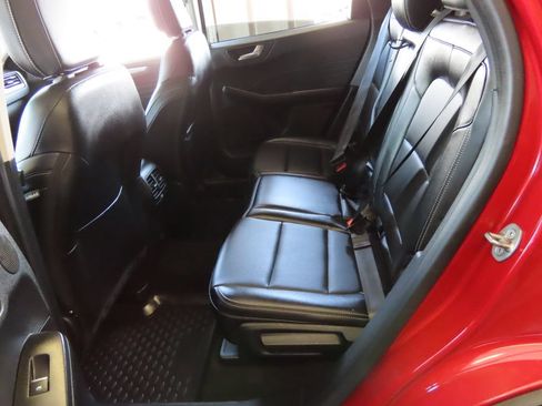Used 2022 Ford Escape SEL w/ Technology Package AWD/4WD image 28