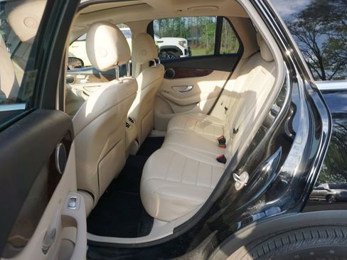 Used 2018 Mercedes-Benz GLC 300 image 13