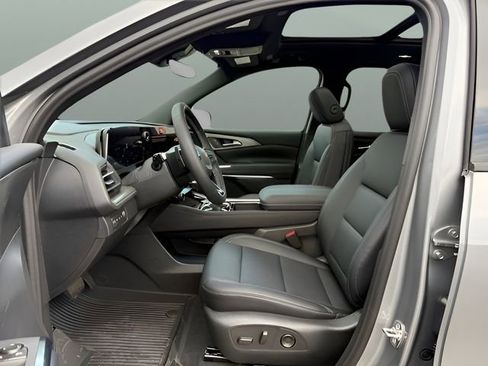 New 2026 Chevrolet Traverse LT AWD/4WD image 14