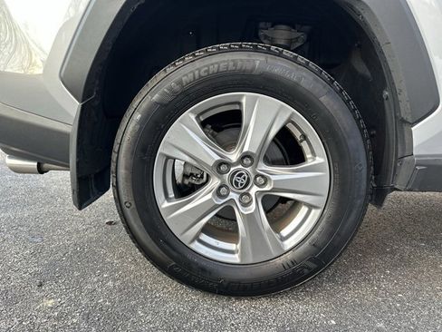 Used 2024 Toyota RAV4 XLE image 28