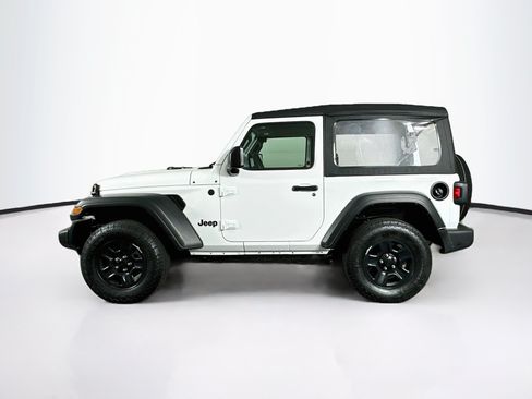 Used 2025 Jeep Wrangler Sport AWD/4WD image 4