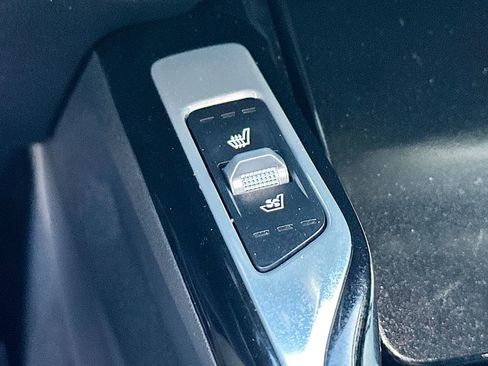 Used 2021 Kia Sorento SX image 21