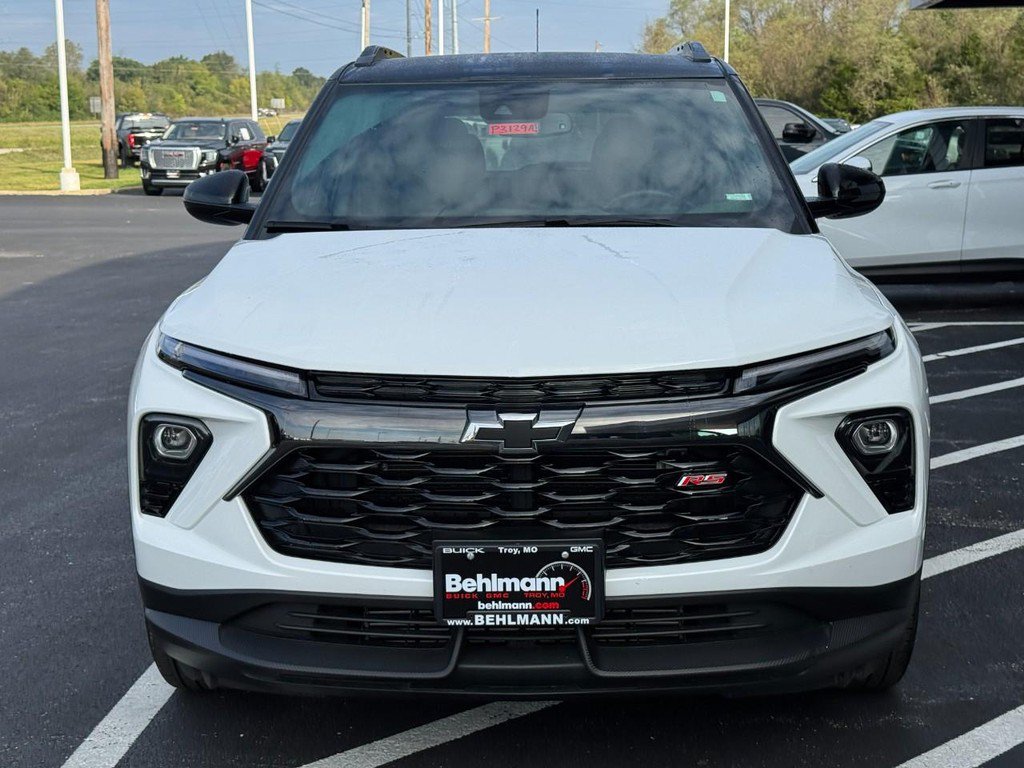Used 2024 Chevrolet TrailBlazer RS w/ Convenience Package FWD image 12