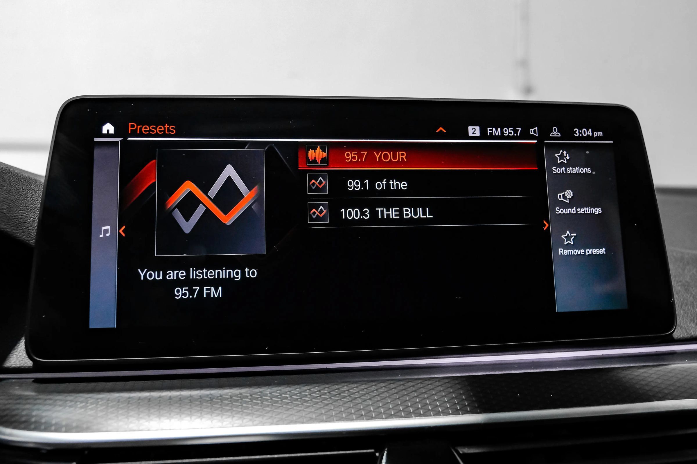 Used 2021 BMW 540i w/ M Sport Package RWD image 33