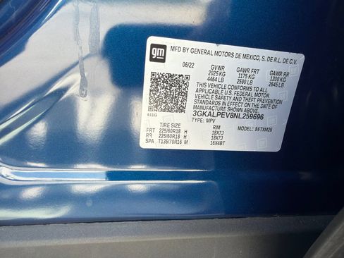Used 2022 GMC Terrain SLT w/ Tech Package FWD image 13