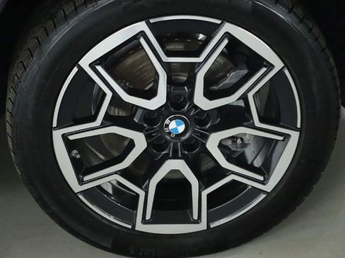 Used 2025 BMW X1 xDrive28i w/ Technology Package image 12