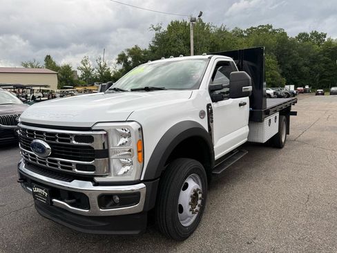 Used 2023 Ford F550 4x4 Regular Cab Super Duty image 2