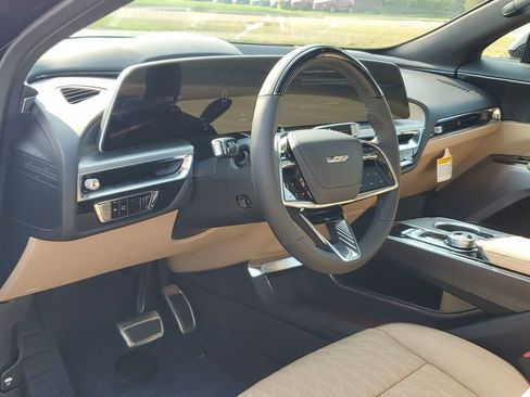 New 2026 Cadillac Lyriq V w/ Exterior Carbon Fiber Package image 11