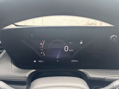 Used 2025 Buick Encore GX Preferred FWD image 40